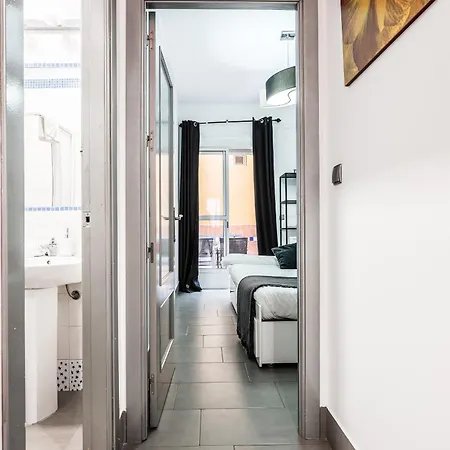 Nice Apartament In Triana Sevilla Exterior photo