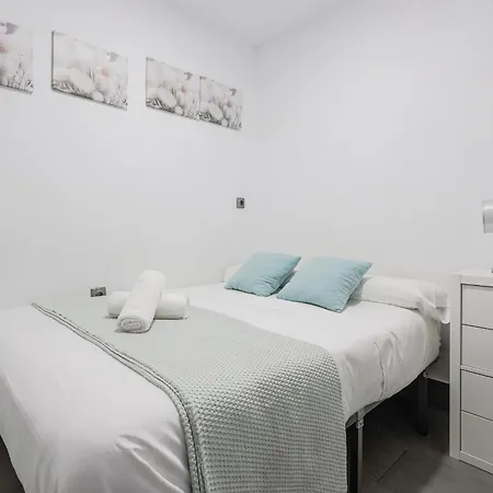 Nice Apartament In Triana Sevilla Exterior photo